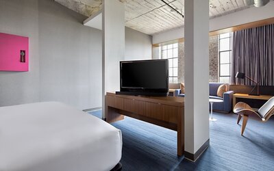 Aloft by Marriott Dallas Downtown