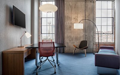 Aloft by Marriott Dallas Downtown
