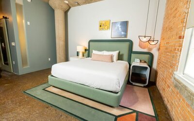 Canvas Hotel Dallas