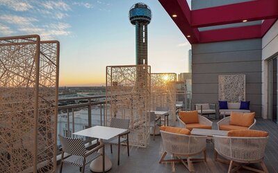 Courtyard by Marriott Dallas Downtown/Reunion District