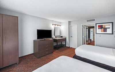 Embassy Suites by Hilton Dallas Market Center