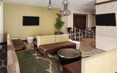 Embassy Suites by Hilton Dallas Market Center