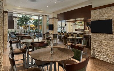 Embassy Suites by Hilton Dallas Market Center