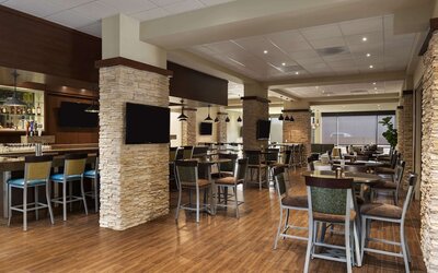 Embassy Suites by Hilton Dallas Market Center