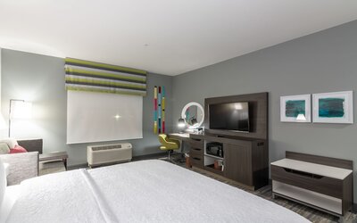 Hampton Inn & Suites Dallas East