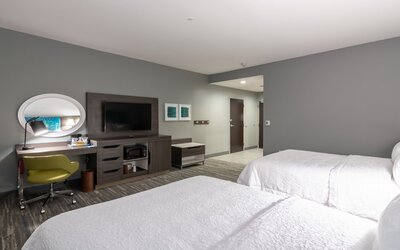 Hampton Inn & Suites Dallas East