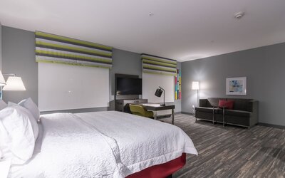 Hampton Inn & Suites Dallas East