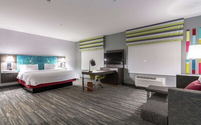 Hampton Inn & Suites Dallas East