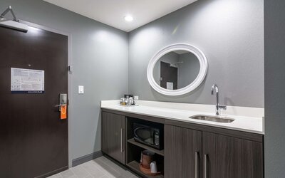 Hampton Inn & Suites Dallas East