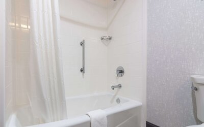 Hampton Inn & Suites Dallas East
