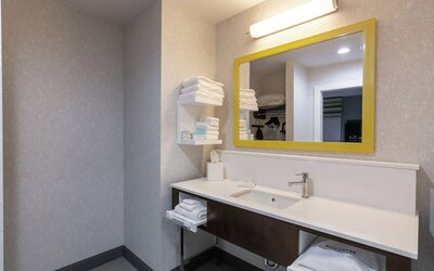 Hampton Inn & Suites Dallas East