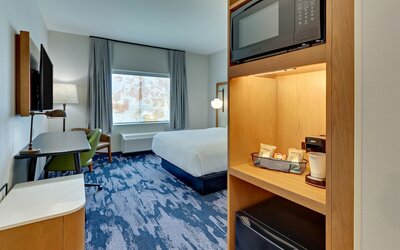 Fairfield Inn & Suites by Marriott Dallas Love Field