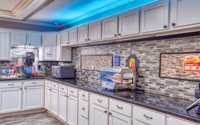 Restaurant and coworking space at Super 8 By Wyndham Houston/Webster.