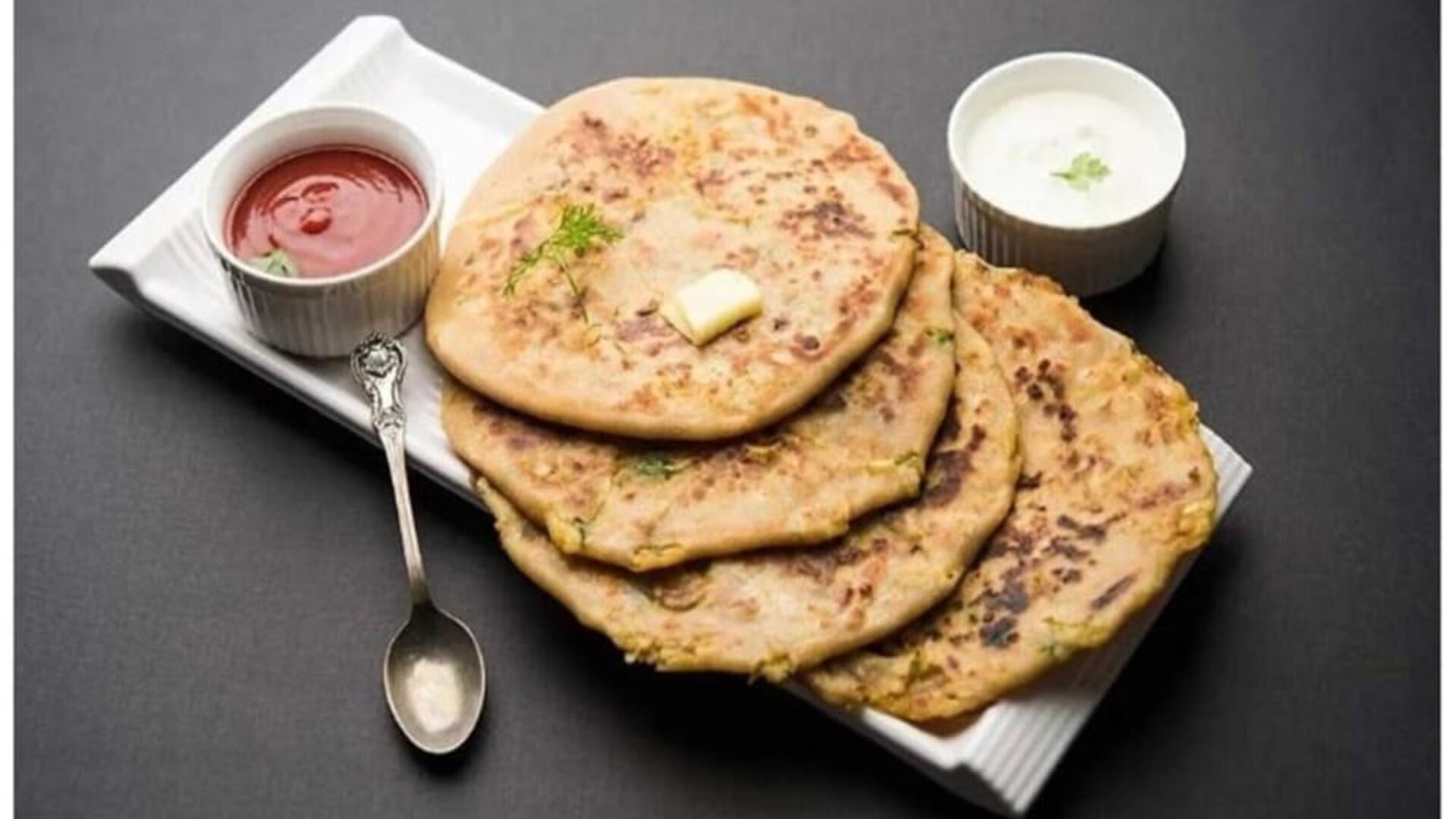 Breakfast and coworking space available at Pradhan Stay Sohna Near Bus Stand.