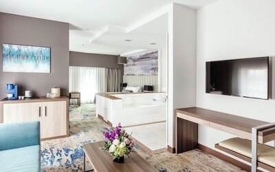 Atheneum Suite Hotel