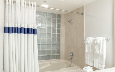 Atheneum Suite Hotel
