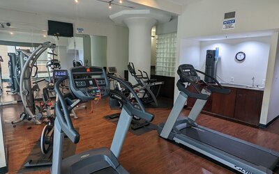 Atheneum Suite Hotel
