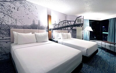 Fort Pontchartrain Detroit, a Wyndham Hotel