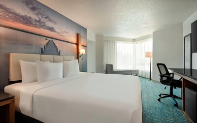 Fort Pontchartrain Detroit, a Wyndham Hotel