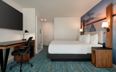Fort Pontchartrain Detroit, a Wyndham Hotel