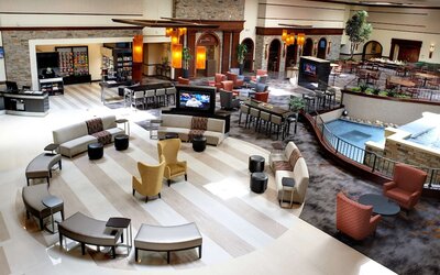 DoubleTree by Hilton Detroit - Dearborn
