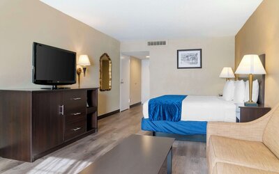 Best Western Greenfield Inn