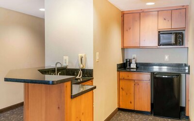 Best Western Greenfield Inn