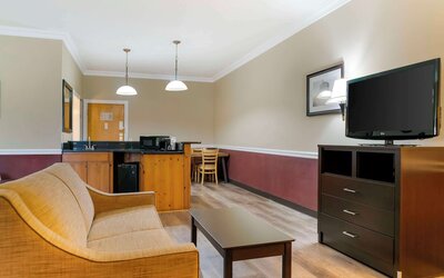 Best Western Greenfield Inn