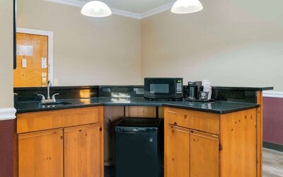 Best Western Greenfield Inn