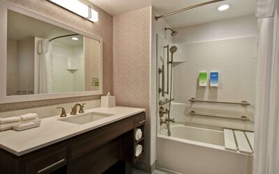 Home2 Suites by Hilton Taylor Detroit