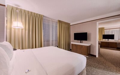 Hilton Garden Inn Detroit - Southfield, MI