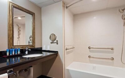 Radisson Hotel Southfield-Detroit