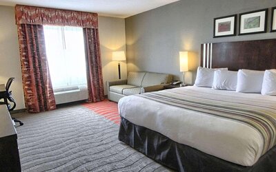 Country Inn & Suites by Radisson, Dearborn, MI