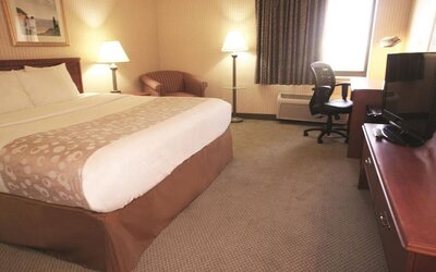 La Quinta Inn by Wyndham Detroit Southgate