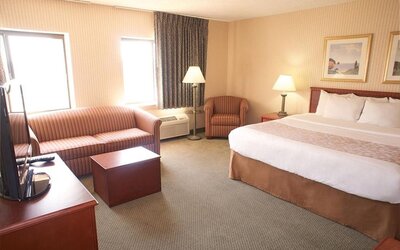 La Quinta Inn by Wyndham Detroit Southgate