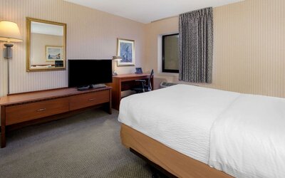 La Quinta Inn by Wyndham Detroit Southgate