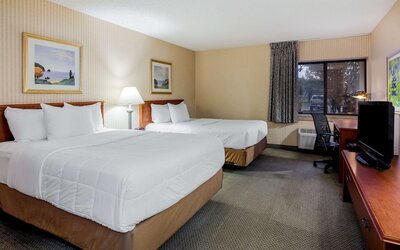 La Quinta Inn by Wyndham Detroit Southgate