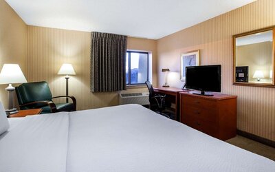 La Quinta Inn by Wyndham Detroit Southgate