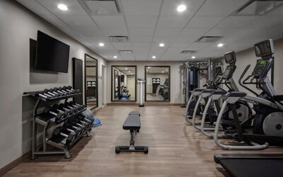 Staybridge Suites Southgate Detroit Area by IHG