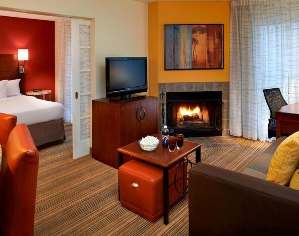 Sonesta ES Suites Detroit Warren