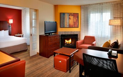 Sonesta ES Suites Detroit Warren