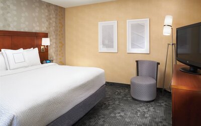 Courtyard by Marriott Detroit Warren