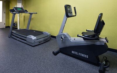 Holiday Inn Hotel & Suites Warren by IHG