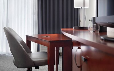 Courtyard by Marriott Raleigh Midtown