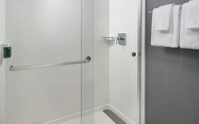 Courtyard by Marriott Raleigh Midtown