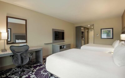 Hilton Garden Inn Raleigh /Crabtree Valley