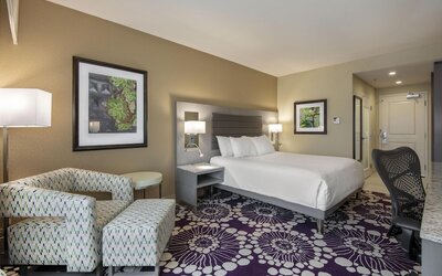 Hilton Garden Inn Raleigh /Crabtree Valley