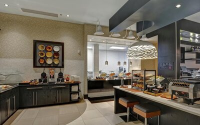Hilton Garden Inn Raleigh /Crabtree Valley