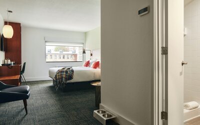 The Longleaf Hotel