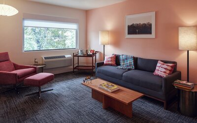 The Longleaf Hotel